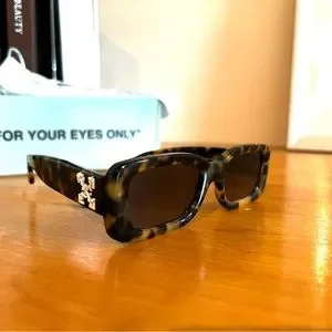 Off-White | Accessories | Offwhite Tortoise Sunglasses 28  display picture 3